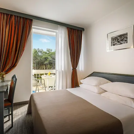 Hotel Laguna Maradiso By Aminess 3*