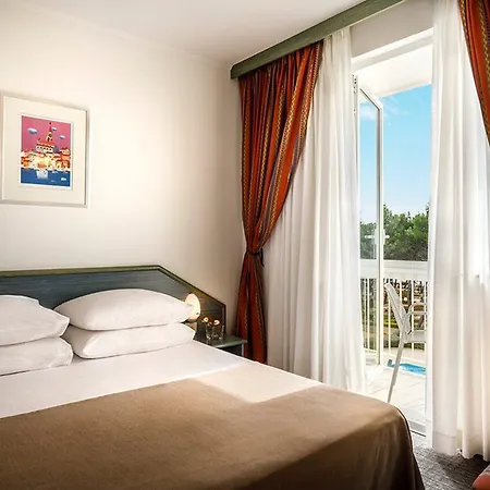 Laguna Maradiso By Aminess Hotel 3*