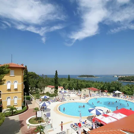 阿米尼斯拉古娜酒店 3* Novigrad Istria