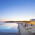Hotel Laguna Maradiso By Aminess 3*