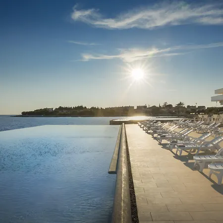 Laguna Maradiso By Aminess Hotel 3*